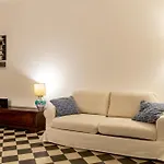 Chic A Pochi Passi Da Piazza Del Popolo Apartmán
